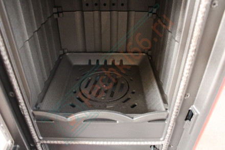 Чугунная печь-камин Maestral N, красная (Plamen)